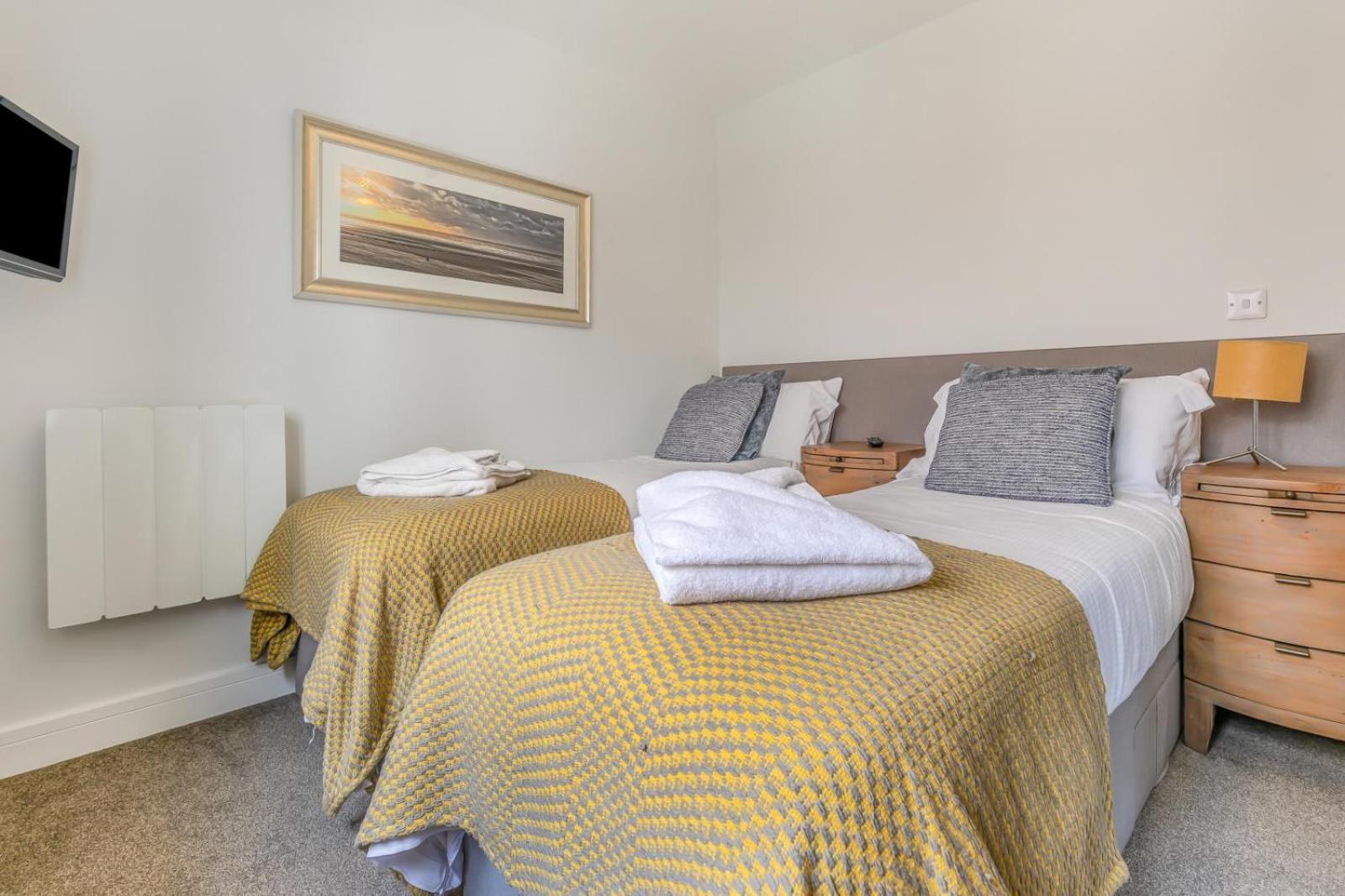 8 Woolacombe West - Luxury Apartment At Byron Woolacombe, Only 4 Minute Walk To Woolacombe Beach! المظهر الخارجي الصورة